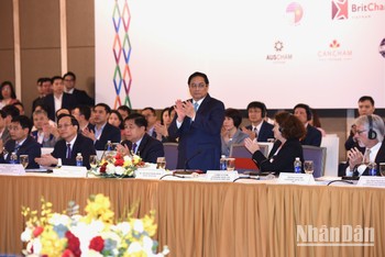 Thủ tướng Phạm Minh Chính dự và phát biểu tại diễn đàn.