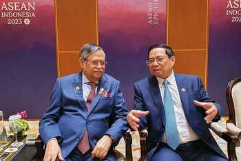 Thủ tướng Phạm Minh Chính và Tổng thống Bangladesh Mohammed Shahabuddin.