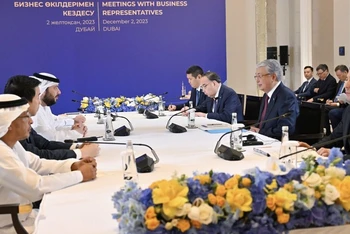 Kazakhstan và UAE thảo luận kế hoạch triển khai các dự án đầu tư chung. Ảnh: Akorda