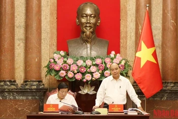 Chủ tịch nước Nguyễn Xuân Phúc phát biểu ý kiến chỉ đạo tại buổi làm việc.