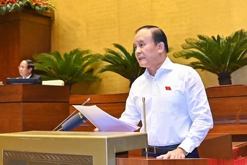 Phó Bí thư Thành ủy, Chủ tịch Hội đồng nhân dân TP Hà Nội Nguyễn Ngọc Tuấn phát biểu tại Hội nghị.