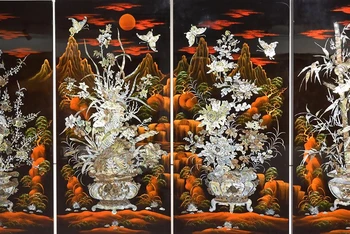 Tác phẩm Mai Lan Cúc Trúc của Nghệ nhân Hoàng Khanh, Làng nghề sơn mài Tương Bình Hiệp, Bình Dương.
