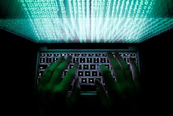 Tin tặc đã lấy cắp thông tin cá nhân của hơn 237 nghìn nhân viên chính phủ Mỹ. (Ảnh minh họa: Reuters)
