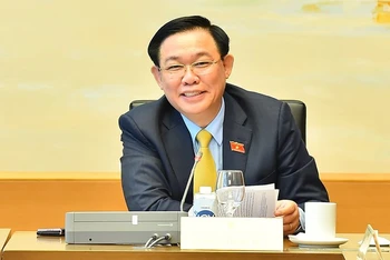 Chủ tịch Quốc hội Vương Đình Huệ phát biểu ý kiến thảo luận tổ về dự án Luật Đất đai (sửa đổi) sáng 9/6. (Ảnh: THỦY NGUYÊN)