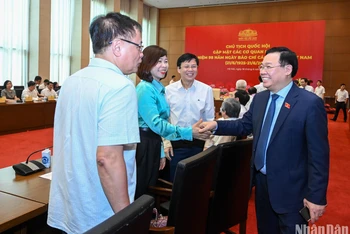 [Ảnh] Chủ tịch Quốc hội gặp mặt các cơ quan báo chí nhân Ngày Báo chí cách mạng Việt Nam