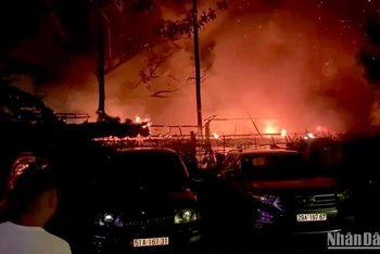 Đám cháy bùng phát vào khoảng 23 giờ 30 phút khuya ngày 24/6 tại một resort trên đường Nguyễn Đình Chiểu, phường Hàm Tiến, thành phố Phan Thiết.
