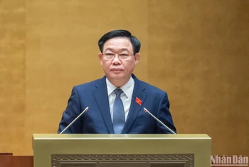 Chủ tịch Quốc hội Vương Đình Huệ phát biểu bế mạc kỳ họp. (Ảnh: DUY LINH)