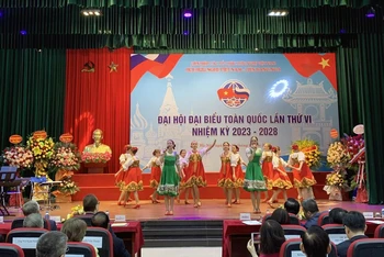 Giao lưu nhân dân góp phần thắt chặt quan hệ Việt Nam-Nga. 