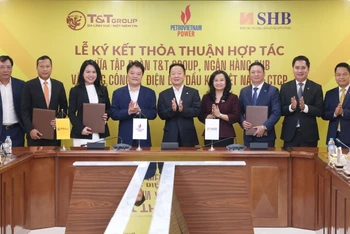 Đại diện T&T Group, SHB và PV Power tại Lễ ký kết Thỏa thuận hợp tác.