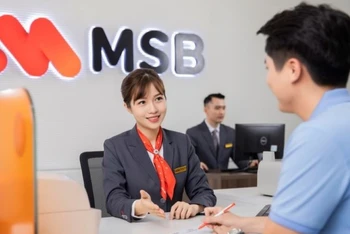 Giao dịch khách hàng tại MSB.