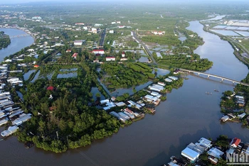 Một góc trung tâm huyện Ngọc Hiển ngày nay, quê hương mang tên người anh hùng trong cuộc Khởi nghĩa Hòn Khoai tại Cà Mau cách nay 84 năm. 