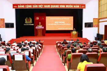 Toàn cảnh Hội nghị.