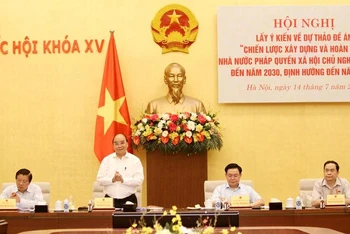 Chủ tịch nước Nguyễn Xuân Phúc, Trưởng Ban Chỉ đạo tại buổi làm việc với Đảng đoàn Quốc hội.