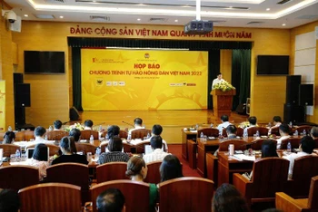 Họp báo thông tin về Chương trình "Tự hào nông dân Việt Nam năm 2022".