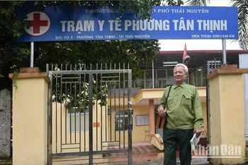 Đại tá, thương binh 3/4, Thầy thuốc ưu tú Trần Văn Nhân.