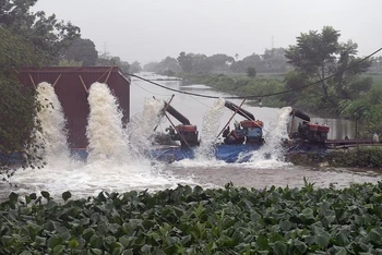 Bảo đảm an toàn chống lũ của đê trong quá trình vận hành trạm bơm tiêu qua đê