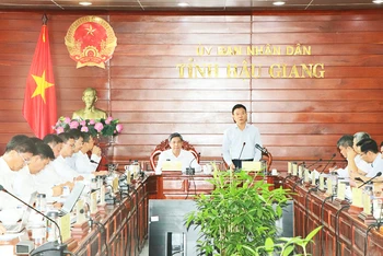 Quang cảnh buổi làm việc.