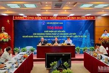 Việc hiện thực hóa các dự án nguồn điện khí, khí LNG và điện gió ngoài khơi vẫn tiếp tục gặp khó khăn vướng mắc.