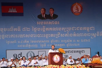 Chủ tịch CPP, Thủ tướng Samdech Techo Hun Sen phát biểu tại sự kiện. (Ảnh: NGUYỄN HIỆP)