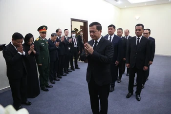 Thủ tướng Vương quốc Campuchia Samdech Moha Bovor Thipadei Hun Manet và đoàn đại biểu viếng Tổng Bí thư Nguyễn Phú Trọng. (Ảnh: Nguyễn Hiệp)