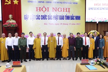 Hơn 100 các vị chức sắc, chức việc, tăng ni tham dự Hội nghị Gặp mặt các chức sắc Phật giáo tỉnh Bắc Ninh.