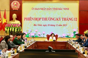 Phiên họp thường kỳ tháng 12 của Ủy ban nhân dân tỉnh Bắc Ninh. 