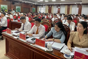 Các đại biểu dự Hội nghị Ban Chấp hành Đảng bộ tỉnh Hải Dương.