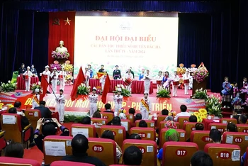 Toàn cảnh Đại hội Đại biểu các dân tộc thiểu số huyện Bắc Hà (Lào Cai) lần thứ IV.