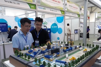 Các giải pháp công nghệ về năng lượng, môi trường được giới thiệu, quảng bá tại Hội chợ ENTECH HANOI 2023.