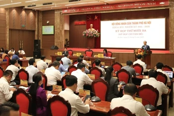 Quang cảnh kỳ họp HĐND thành phố Hà Nội sáng 22/9.