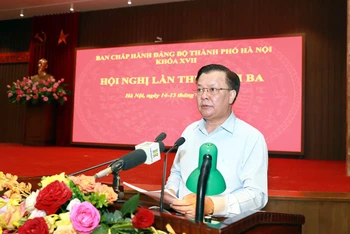 Bí thư Thành ủy Hà Nội Đinh Tiến Dũng phát biểu khai mạc hội nghị sáng 14/6.