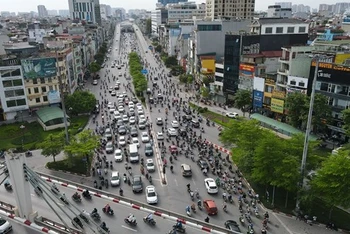 Hà Nội sẽ ưu tiên đầu tư đường Vành đai 2 đoạn Ngã Tư Sở-Cầu Giấy để giảm ùn tắc.