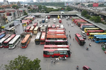 Hà Nội yêu cầu các bến xe tăng cường kiểm tra xe khách dịp Tết Nguyên đán 2024.