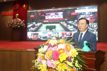 Bí thư Thành ủy Hà Nội Đinh Tiến Dũng phát biểu khai mạc hội nghị sáng 28/3.