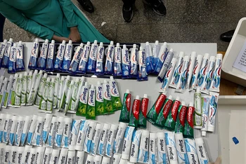 Công an TP Hồ Chí Minh điều tra, truy xét toàn bộ đường dây vận chuyển trái phép chất ma túy từ nước ngoài về Việt Nam được phát hiện từ ngày 16/3/2023 tại Sân bay quốc tế Tân Sơn Nhất. 