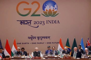 Thủ tướng Ấn Độ Narendra Modi (giữa) phát biểu tại Hội nghị thượng đỉnh G20 ở New Delhi, Ấn Độ, ngày 9/9/2023. (Ảnh: AFP/TTXVN)