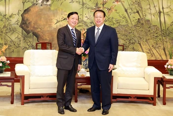 Phó Thủ tướng Trần Hồng Hà tiếp đồng chí Cung Chính.