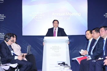 Thủ tướng Phạm Minh Chính phát biểu tại Phiên Đối thoại chiến lược quốc gia Việt Nam-WEF. (Ảnh: Dương Giang/TTXVN)