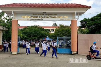 Trường trung học phổ thông Hàm Tân, tỉnh Bình Thuận. (Ảnh chụp lúc 11 giờ 20 phút ngày 17/10/2023)