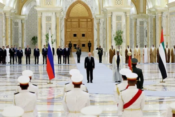 Tổng thống Nga trong chuyến thăm UAE.