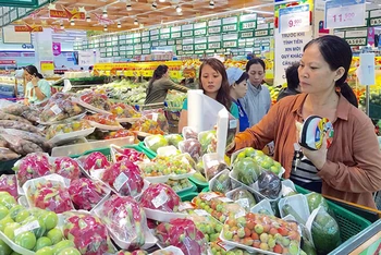 Trái cây Việt Nam với sự đa dạng về chủng loại và chất lượng đã được xuất khẩu tới nhiều quốc gia trên thế giới. (Ảnh AN AN)