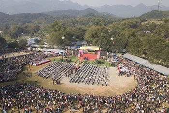 Lễ hội Khai hạ dân tộc Mường tỉnh Hòa Bình được công nhận là Di sản văn hóa phi vật thể quốc gia. (Ảnh TRỌNG ĐẠT) 