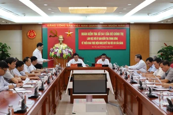 Đoàn kiểm tra của Bộ Chính trị kiểm tra việc thực hiện Nghị quyết Đại hội XIII của Đảng tại Ủy ban Kiểm tra Trung ương.