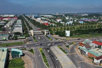 Đường Tân Vạn-Mỹ Phước-Bàu Bàng kết nối các khu công nghiệp tại Bình Dương đến các cảng Cái Mép, Thị Vải, sân bay quốc tế Long Thành...