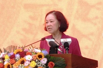 Đồng chí Trương Thị Mai: Cần tiếp tục đổi mới phương thức lãnh đạo của Đảng đối với hoạt động của hệ thống chính trị trong điều kiện mới.