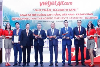Khám phá Việt Nam dành cho du khách Kazakhstan với đường bay thẳng của Vietjet.