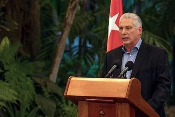Chủ tịch Cuba Miguel Díaz-Canel phát biểu tại La Habana. (Ảnh: AFP/TTXVN)