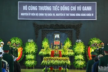 Lễ truy điệu đồng chí Vũ Oanh tại Nhà Tang lễ quốc gia, số 5 Trần Thánh Tông (Hà Nội).