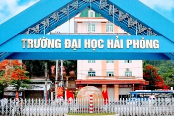 Trường đại học Hải Phòng.