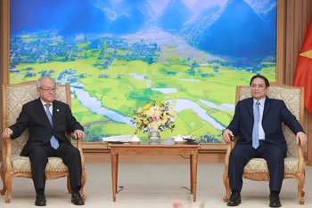 Thủ tướng Phạm Minh Chính tiếp Bộ trưởng Bộ Tài chính Nhật Bản Suzuki Shunichi.